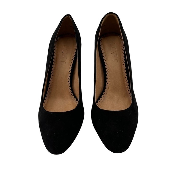 Ann Taylor Loft Black Suede Heels Size 5 1/2 - Picture 3 of 6